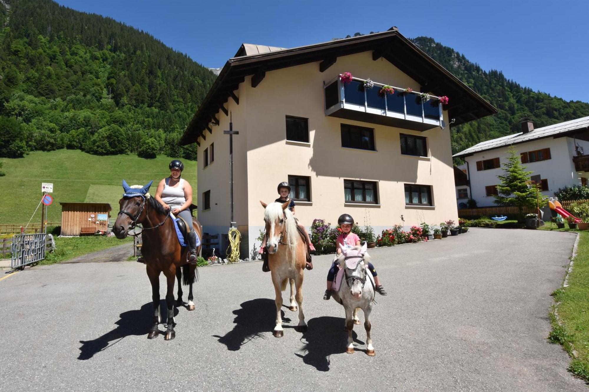 Landhaus Juritsch Klosterle am Arlberg ภายนอก รูปภาพ