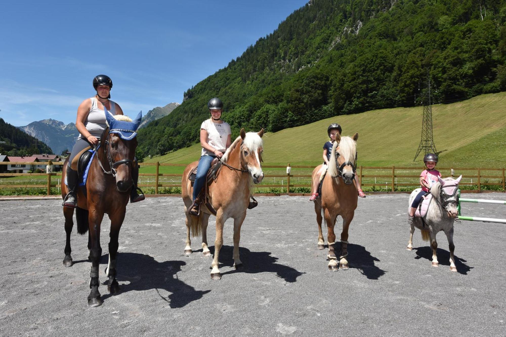 Landhaus Juritsch Klosterle am Arlberg ภายนอก รูปภาพ